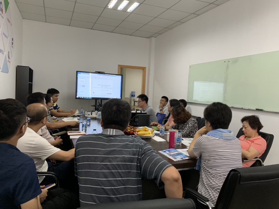 昀通科技對代理商進行產品知識專業(yè)培訓